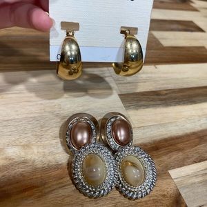 3 Pair Vintage Clip On Earrings Costume Jewelry.